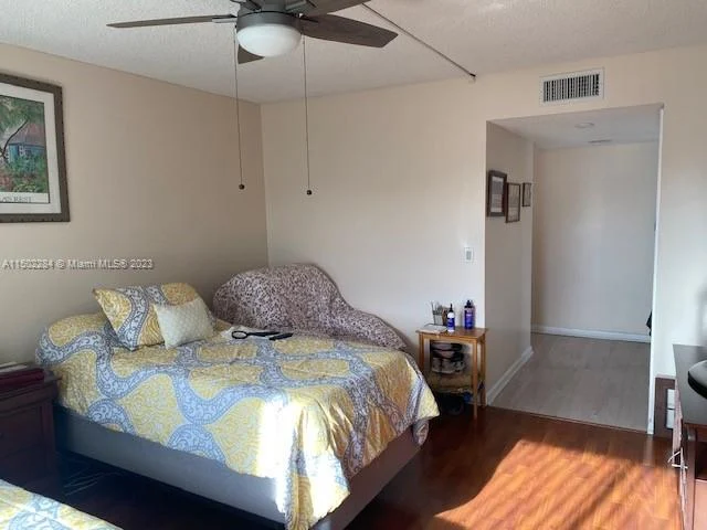 286 Racquet Club Rd # 201, Weston FL 33326