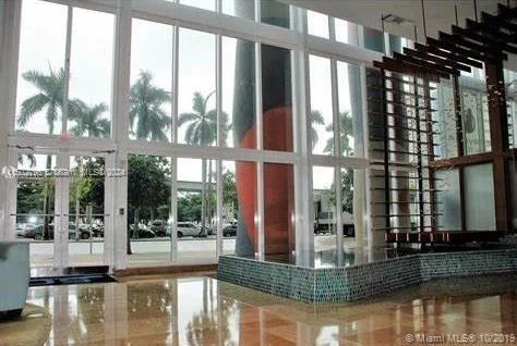 50 BISCAYNE Blvd # 3807, Miami FL 33132