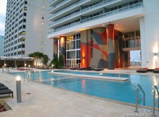 50 BISCAYNE Blvd # 3807, Miami FL 33132