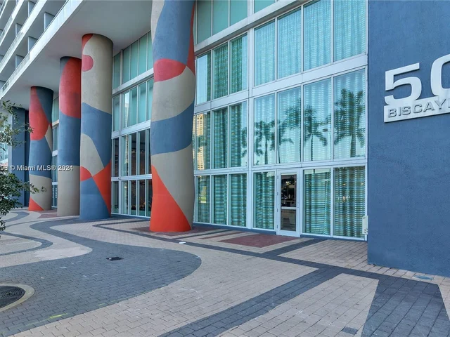 50 BISCAYNE Blvd # 3807, Miami FL 33132