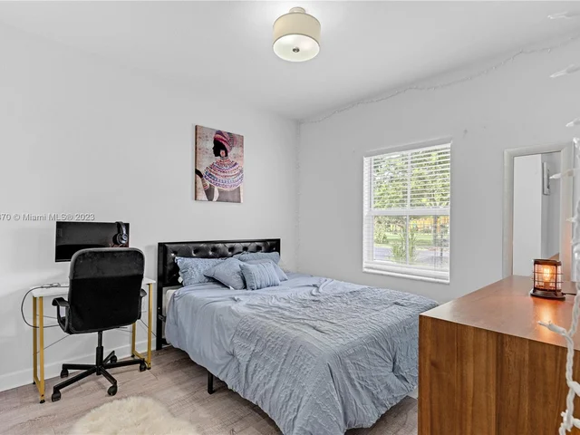 2340 NE 3rd Ct # 0, Homestead FL 33033