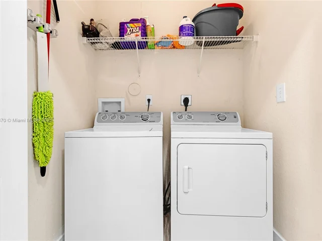 2340 NE 3rd Ct # 0, Homestead FL 33033