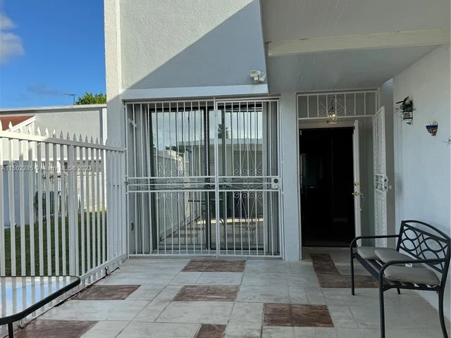 2101 SW 122nd Ct # 2101, Miami FL 33175