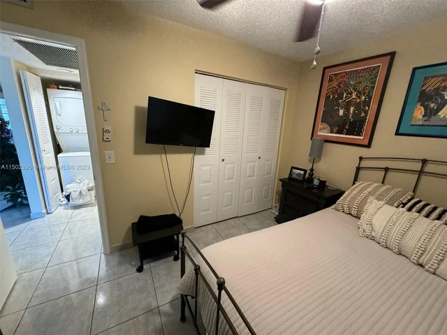 1000 SW 125th Ave # 207N, Pembroke Pines FL 33027