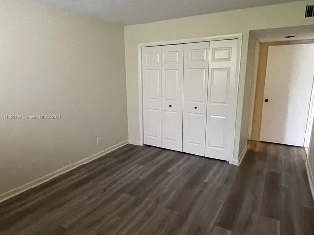 491 Racquet Club Rd # 303, Weston FL 33326