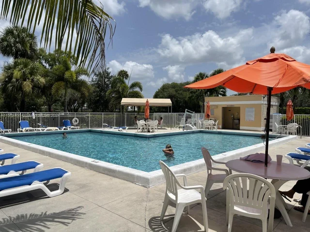 491 Racquet Club Rd # 303, Weston FL 33326