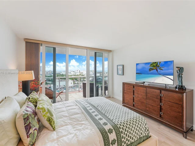 1800 Sunset Harbour Dr # 2003, Miami Beach FL 33139