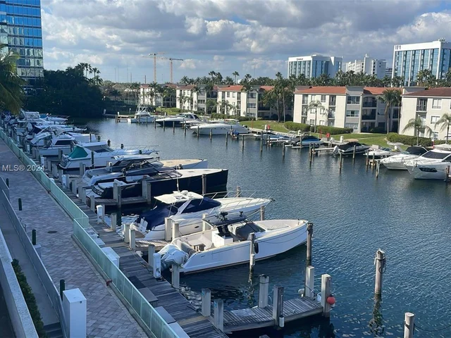 3029 NE 188th St # 720, Aventura FL 33180