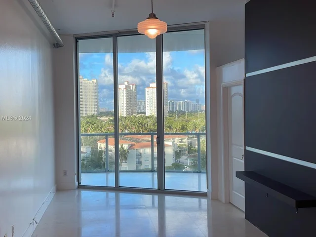 3029 NE 188th St # 720, Aventura FL 33180