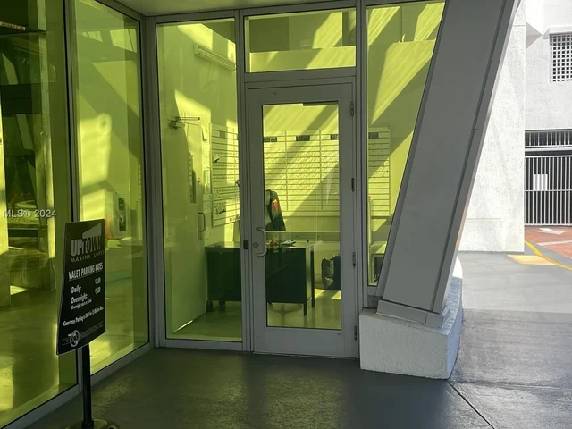 3029 NE 188th St # 720, Aventura FL 33180