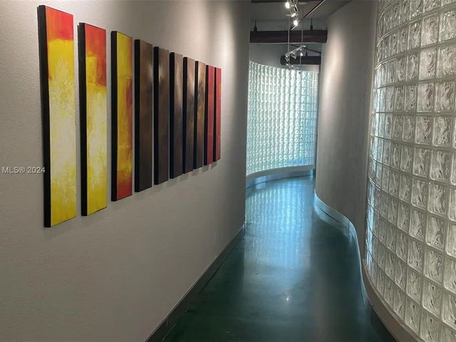 3029 NE 188th St # 720, Aventura FL 33180