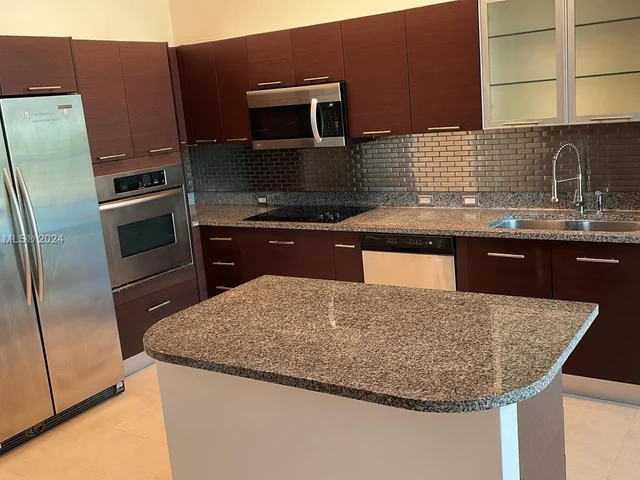 3029 NE 188th St # 720, Aventura FL 33180