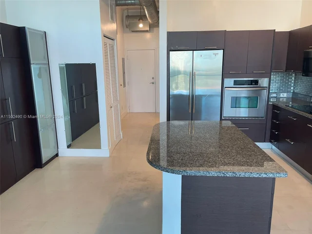 3029 NE 188th St # 720, Aventura FL 33180