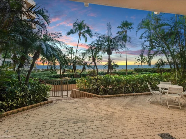 1111 Crandon Blvd # B105, Key Biscayne FL 33149