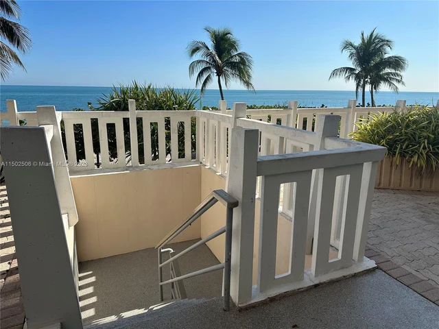 1111 Crandon Blvd # B105, Key Biscayne FL 33149