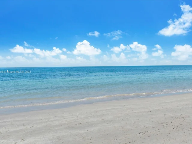 1111 Crandon Blvd # B105, Key Biscayne FL 33149