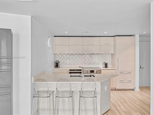 1300 S Miami Ave # 3709, Miami FL 33130