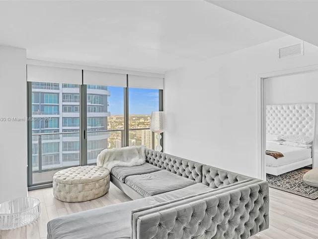 1300 S Miami Ave # 3709, Miami FL 33130