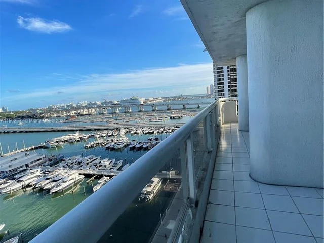 1717 N Bayshore Dr # 1531, Miami FL 33132
