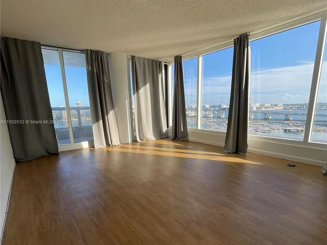 1717 N Bayshore Dr # 1531, Miami FL 33132