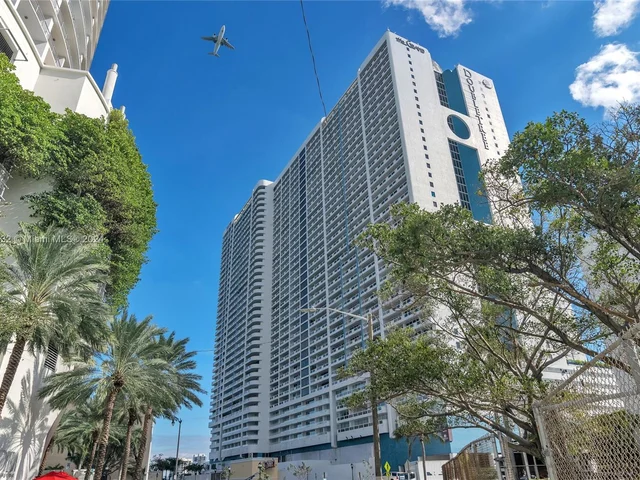 1717 N Bayshore Dr # 1531, Miami FL 33132