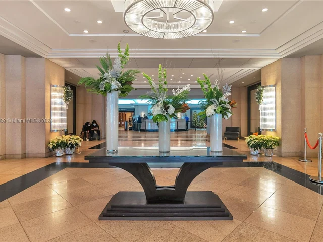 1717 N Bayshore Dr # 1531, Miami FL 33132