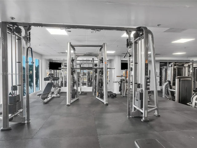 1717 N Bayshore Dr # 1531, Miami FL 33132