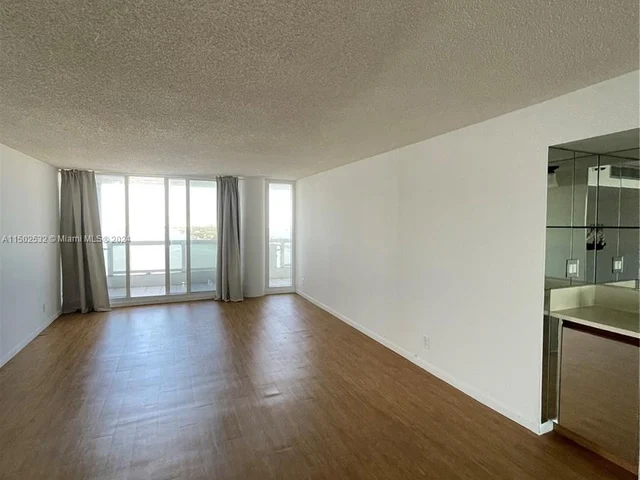 1717 N Bayshore Dr # 1531, Miami FL 33132