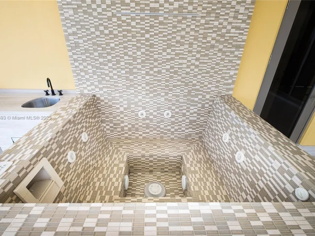 17749 Collins Ave # 2202, Sunny Isles Beach FL 33160