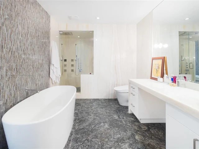 17749 Collins Ave # 2202, Sunny Isles Beach FL 33160