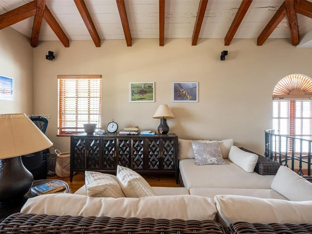 1545 Pennsylvania Ave, Miami Beach FL 33139