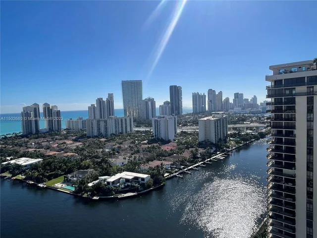 19707 Turnberry Way # 28E, Aventura FL 33180