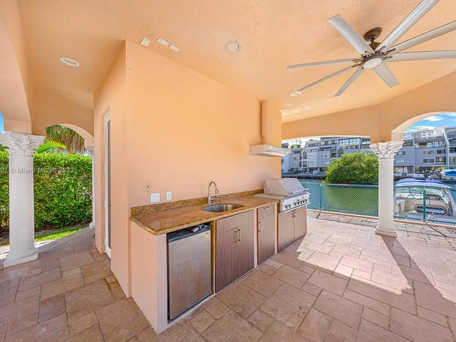 306 Atlantic Ave, Sunny Isles Beach FL 33160