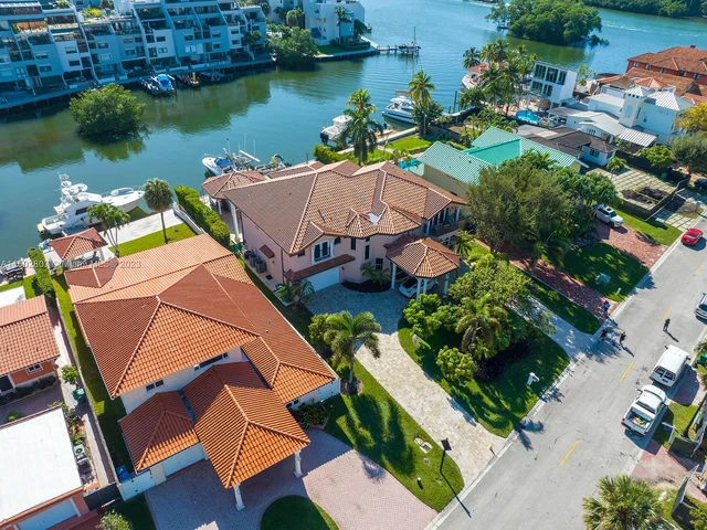 306 Atlantic Ave, Sunny Isles Beach FL 33160