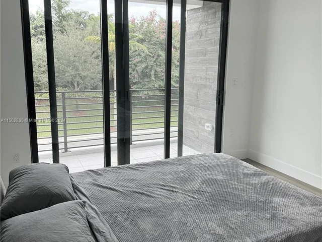 8074 Laurel Falls Dr, Boca Raton FL 33496