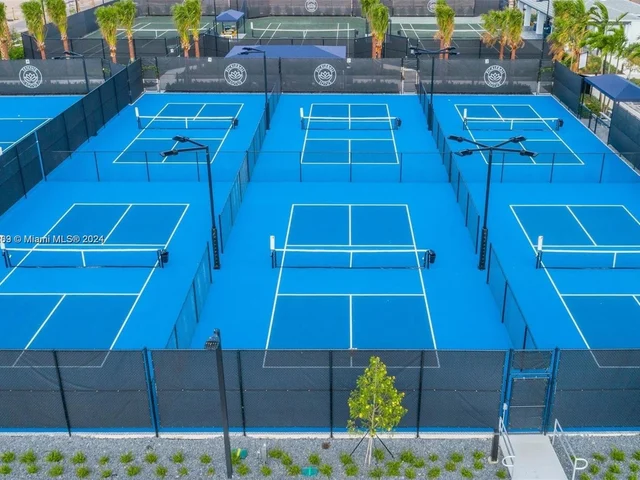 8074 Laurel Falls Dr, Boca Raton FL 33496