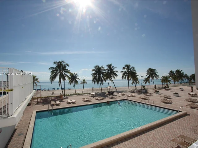 2101 S Ocean Dr # 2407, Hollywood FL 33019