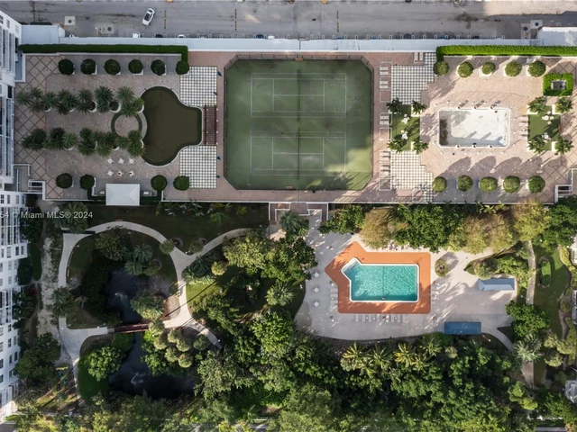 2801 NE 183rd St # 2116W, Aventura FL 33160