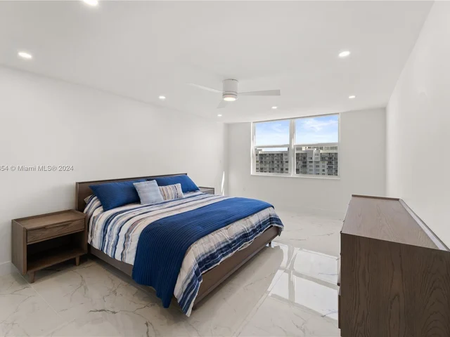 2801 NE 183rd St # 2116W, Aventura FL 33160