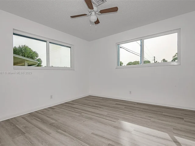 28 SW 9th Ave, Boca Raton FL 33486