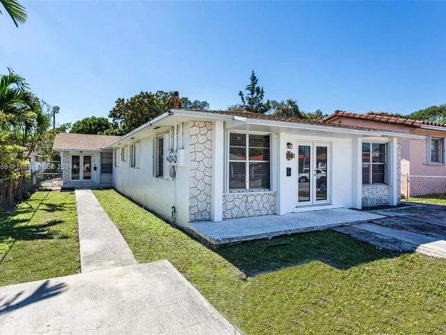 1720 NW 5th St # 1720, Miami FL 33125