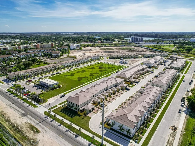26421 SW 149 AVE # 26421, Miami FL 33032