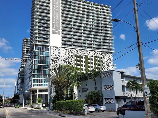 1610 NW N River Dr # 208, Miami FL 33125