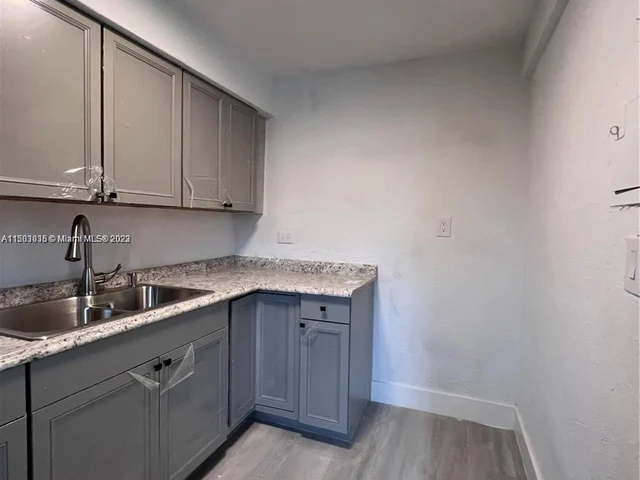 1610 NW N River Dr # 208, Miami FL 33125