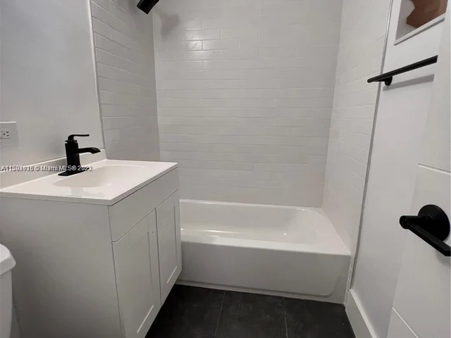 1610 NW N River Dr # 208, Miami FL 33125