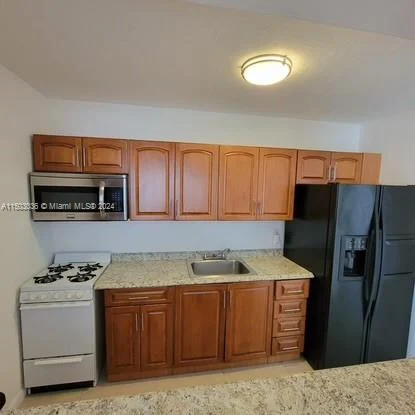 1845 Pembroke Rd # 22, Hollywood FL 33020