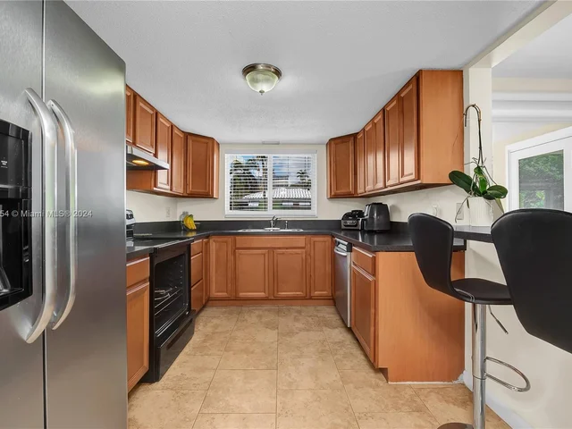 213 N 15th Ave, Hollywood FL 33020