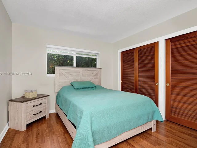 213 N 15th Ave, Hollywood FL 33020