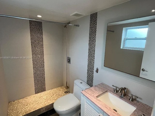 2530 SW 3rd Ave # 105, Miami FL 33129