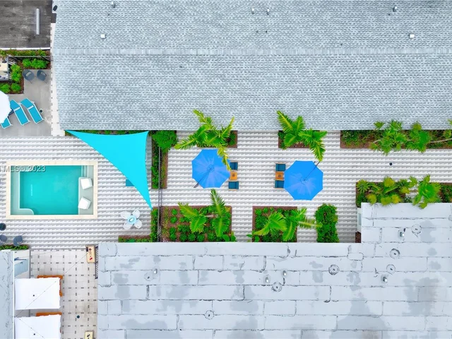 351 NE 7th Ave # 1, Delray Beach FL 33483